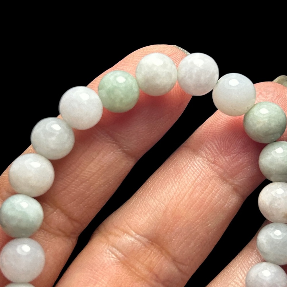 Burma Jade - Picture 3 of 4
